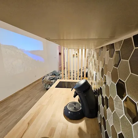 Confort ! Balneo, Sauna, Cinema, Climatisation, Parking, Wifi Lejlighed Carcassonne