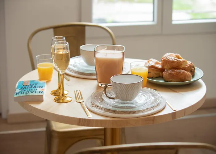 Confort ! Balneo, Sauna, Cinema, Climatisation, Parking, Wifi Apartment