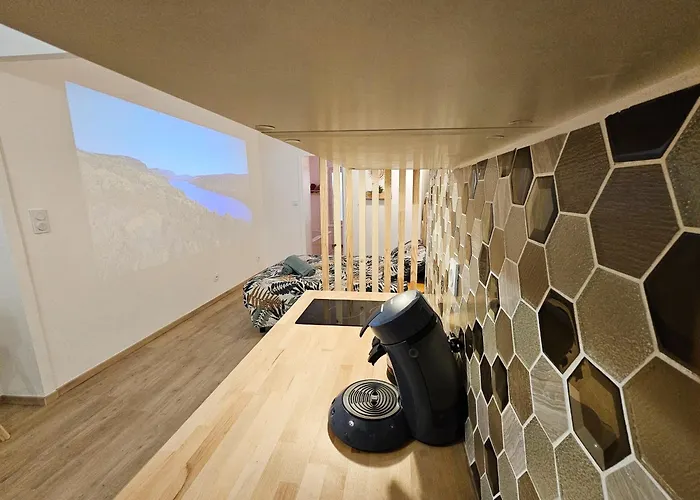 Confort ! Balneo, Sauna, Cinema, Climatisation, Parking, Wifi Apartment Carcassonne